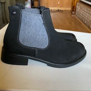 Boutique Chelsea style bootie